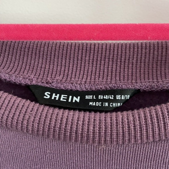 SHEIN crewneck - Picture 2 of 2